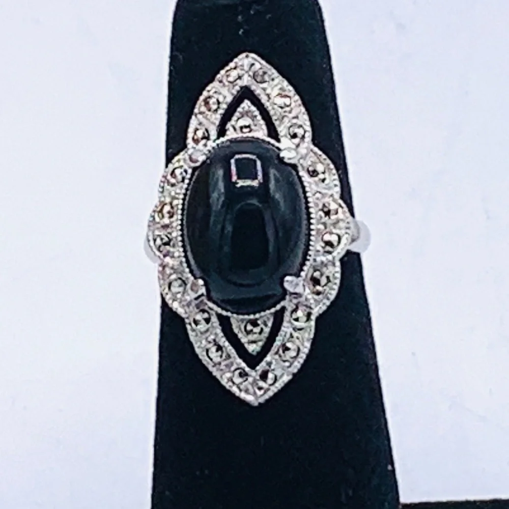 Vintage ring old stock adjustable black silver NOS